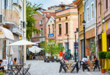 У НАС – НАКРАТКО