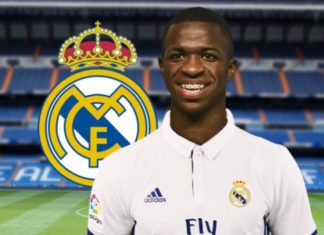 С МАГИЯТА НА ФУТБОЛА…