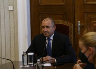 Радев се произнесе за признаването на ДНР и ЛНР