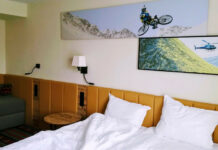 80 украински деца, повечето без родители, са настанени в хотел в Кранево