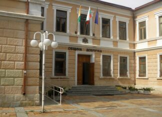 407 фолклорни изпълнители представят Община Добричка на националния събор в Копривщица