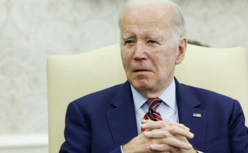 Fox News: Конгресмените поискаха Байдън да направи тест за когнитивни способности