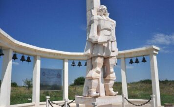 ОТКРАДНАХА 13 КАМБАНИ ОТ НОС КАЛИАКРА