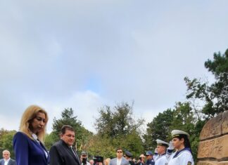 Областният управител се поклони пред паметта на загиналите за свободата на Добрич
