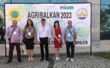 Учени от ДЗИ-Ген. Тошево взеха участие в Международен конгрес по земеделие в Турция