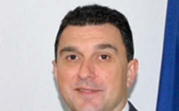 ВАЛЕНТИН ДИМИТРОВ /БСП ЗА БЪЛГАРИЯ/ ПЕЧЕЛИ НА ПЪРВИ ТУР ТРЕТИ МАНДАТ ЗА КМЕТ НА ОБЩИНА ГЕНЕРАЛ ТОШЕВО