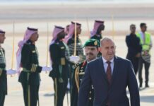 Президентът Румен Радев пристигна в Саудитска Арабия