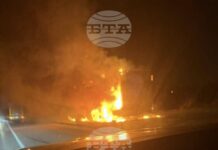 БТА :: ТИР се запали в движение на пътя Ямбол