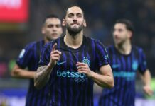 Интер постигна класическа победа над Фиорентина в Серия А