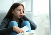 Селфита и лайкове – как социалните мрежи влияят на детската психика