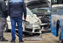 През изминалото денонощие 27 души са ранени при катастрофи, съобщи МВР