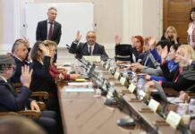 Оценяването в дигитална среда има безспорни предимства, каза министър Красимир Вълчев