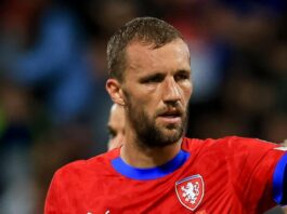 Чехия разпиля с лекота Гибралтар