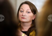 Коледни добавки за пенсионерите тази година не са планирани, каза Деница Сачева