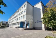 Учениците трябва да опитват, за да разберат къде са силни, казва преподавателят по информатика в ПМГ „Иван Вазов“ в Добрич Светлана Василева