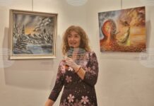 Ели Маринова не просто рисува, а споделя светлина, каза проф. д-р Росица Ангелова при откриването на изложбата „Виталност“ в Разград