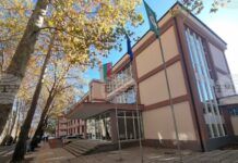 От понеделник учениците от Гимназията по електроника и електротехника в Кърджали се връщат в сградата на училището след мащабен ремонт