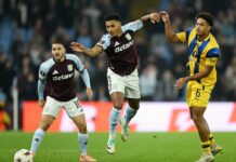 Астън Вила надви Макаби, въпреки напрежението около мача