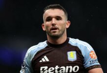 Ключова фигура преподписа с Астън Вила