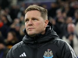 Еди Хау: Тежка седмица, работим за освежаване