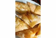 Триъгълни банички със сирене