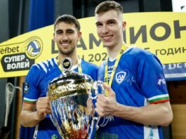 Антов спечели българското дерби срещу Гърков във Франция