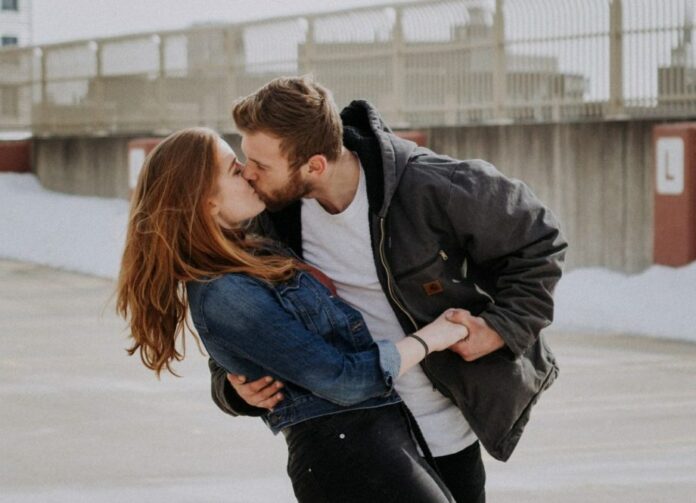 joanna-nix-walkup-uszZcIXeOZc-unsplash-e1597918063972-920x665