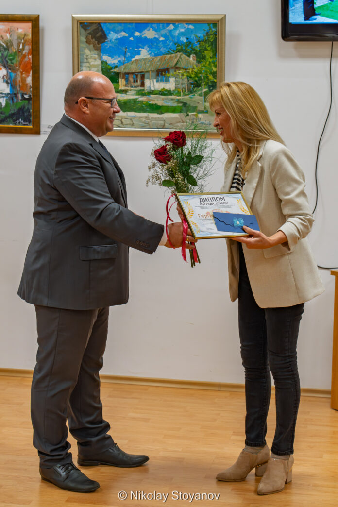 Гергана Дафова – първият носител на наградата „Шабла“