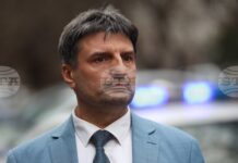 Седем души, сред които полицаи, са обвинени за участие в организирана престъпна група, действала в София и Ловеч