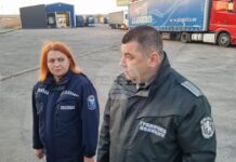 Около 27 км е опашката от товарни автомобили на излизане от страната при „Капитан Андреево“, каза началникът на пункта Яни Пейчев