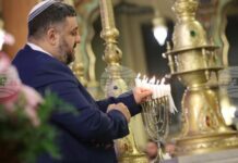 Нека никога не спираме светлината на ханукията да ни озарява, каза Максим Делчев от Централния израилтянски духовен съвет