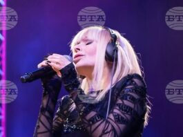 Лили Иванова пее три поредни вечери в зала 1 на НДК