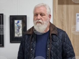 Цветан Казанджиев отправя „Коледни послания“ в Ямбол с 20-а юбилейна изложба по повод Рождество Христово