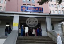 В Перник медицински сестри излязоха на протест с искания за достойно заплащане