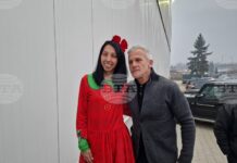 Десетки граждани се събраха, за да подкрепят „Пернишката Коледа“