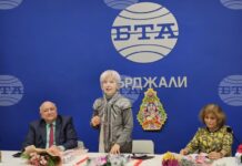 Лияна Фероли представи в Кърджали най-новата си книга „A’MORE”