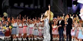 Деси Добрева събира над 500 изпълнители тази вечер в НДК