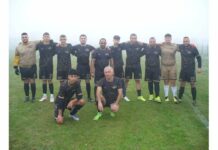 Футболен отбор, загубил с 0:34, търси нови играчи с обява във фейсбук (снимки)