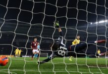 С обрат от 0:2 в Торино „Милан“ се върна върха в Италия