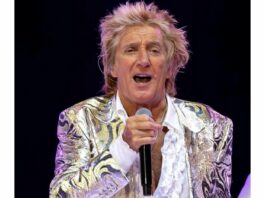 Род Стюарт дойде с две гардеробиерки