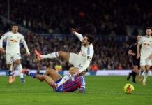 „Лийдс“ на Илия Груев удари „Кристъл Палас“ 4:1, българският №44 със заслуга за гол №4