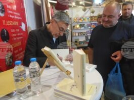 Проф. Даниел Вълчев се срещна със свои читатели на Софийския международен панаир на книгата