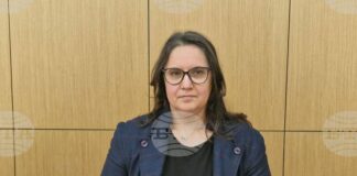 Десета поредна коледна инициатива „Подари на непознат“ започва в Троян