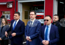 Предстои откриването на 12 обновени пожарни служби в страната, каза главен комисар Александър Джартов