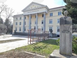 Домът на културата в Кърджали представя на Бабинден концерт „В ритъма на традициите“, пресъздаващ зимните обичаи от Източните Родопи