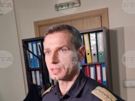 С опасност за живота са двете деца, пострадали при пожара в София тази нощ, каза инспектор Радостин Радев