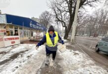 Повече от 120 души са преминали за денонощие през двете болници в Русе с травми и счупвания заради поледицата