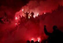 Огромно напрежение на мач от ЛЕ, части за борба с безредиците изведоха феновете (ВИДЕО)