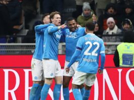 Наполи спря Интер и остави битката за титлата отворена, Скот Мактоминей блеси за гостите