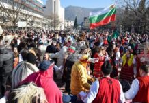 Кукери ще дефилират по централните улици на Благоевград във Фестивала на сурвакарските игри